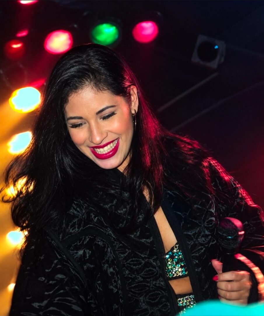 Selena Quintanilla (1971 - 1995)